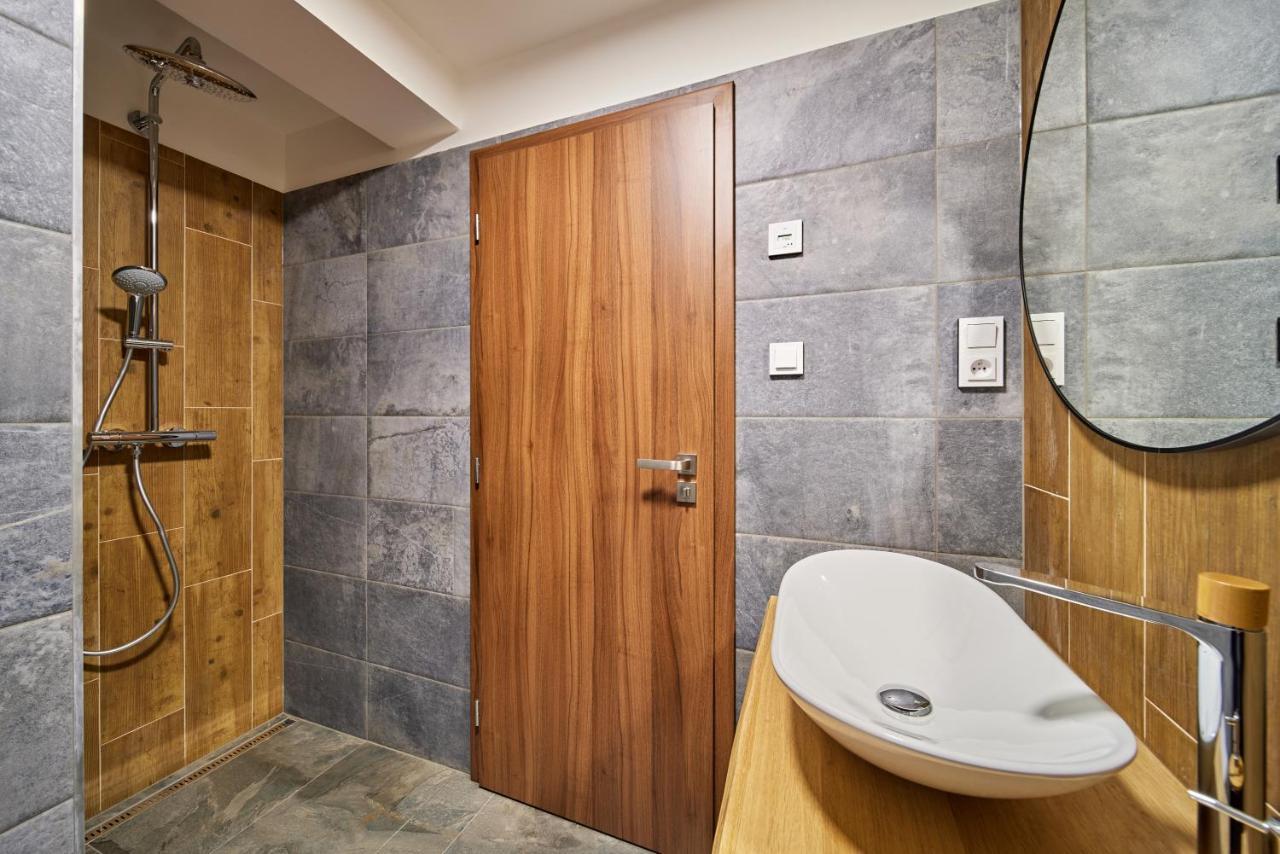 Vlci Stopa Apartments Pec pod Snezkou Exteriör bild