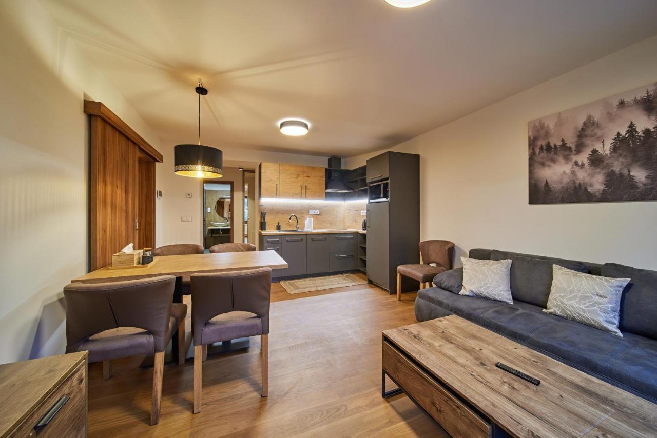 Vlci Stopa Apartments Pec pod Snezkou Exteriör bild