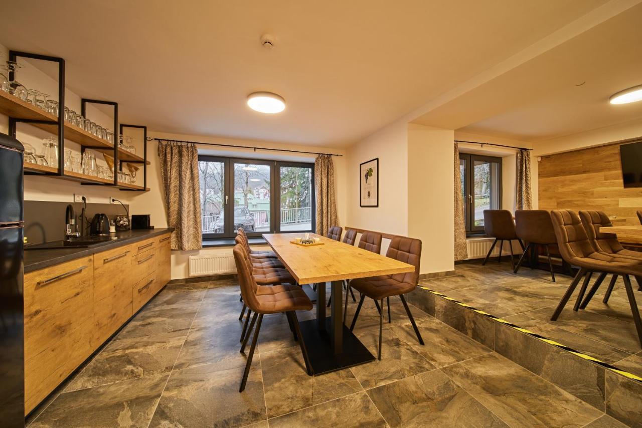Vlci Stopa Apartments Pec pod Snezkou Exteriör bild